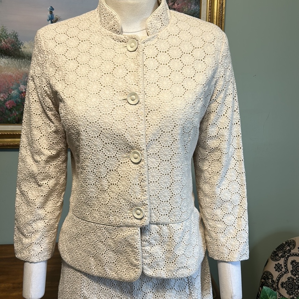 Willie Smith Ivory Floral Eyelet Lace Peplum Blazer Jacket